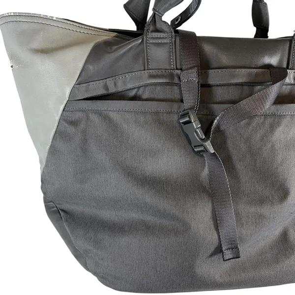 Lululemon Athletica Grey Colorblock Gym Tote Bag Large Shoulder Bag h2o *Flawed* - Image 10