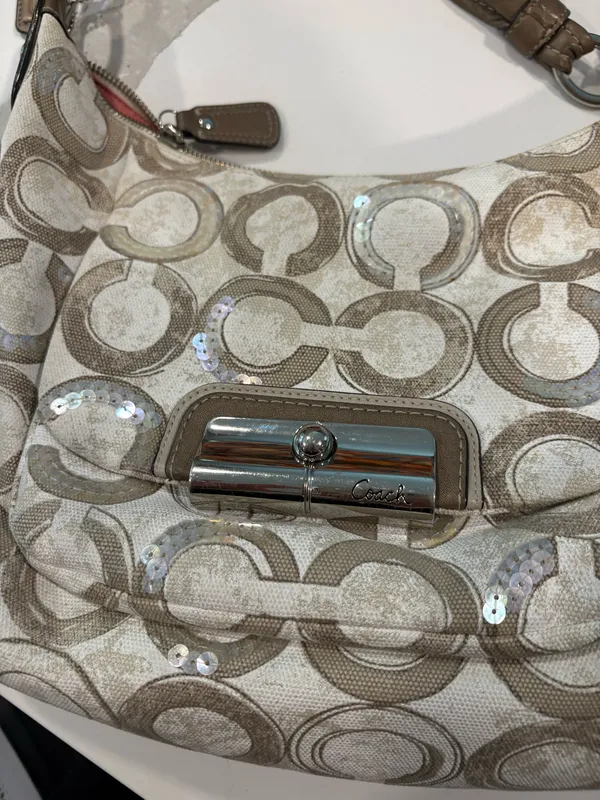Coach hobo purse - Image 3