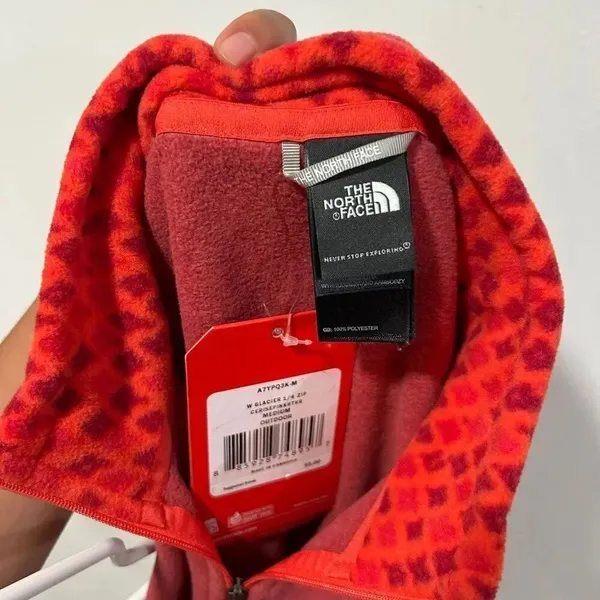NWT The North Face Women’s Glacier ¼ Zip Fleece Pullover Red Size M Relaxed Fit - Image 3