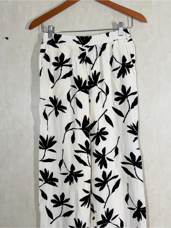 Anine Bing Women’s Owen Pants Pull On Straight Leg in Ivory Daisy S - Image 4