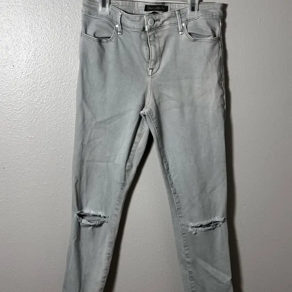 Abercrombie‎ & Fitch Women Gray Distressed Jeans Signature Collection size 27 - Image 2