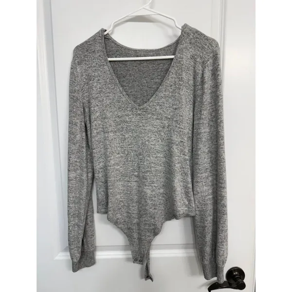 Abercrombie & Fitch Gray Marled V-Neck Sweater Bodysuit L - Image 3