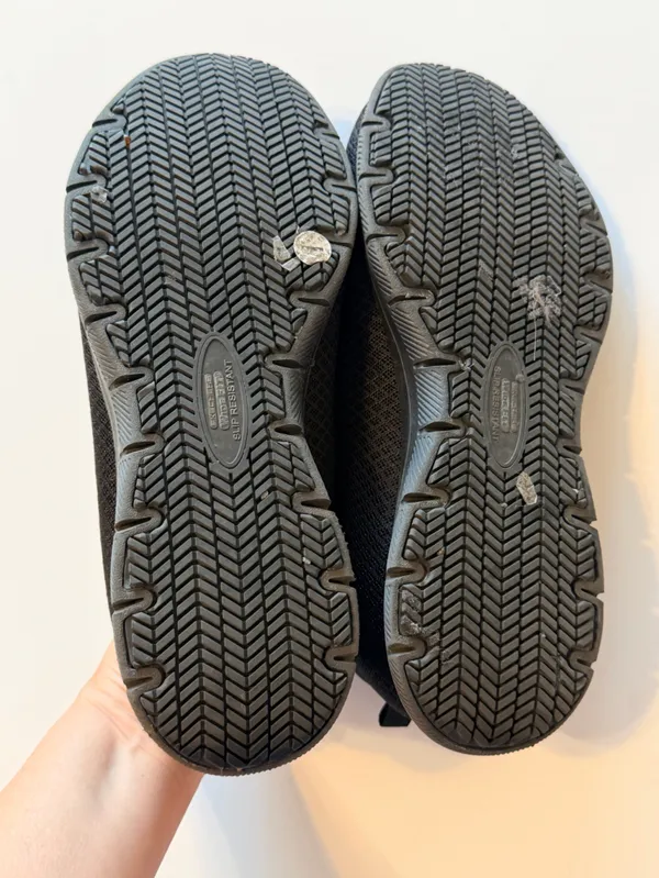 Skechers Work SLIP RESISTANT lace up mesh knit black women's sneakers sz 7 - Image 8