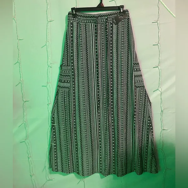 Striped Black and White Maxi Skirt - Image 2