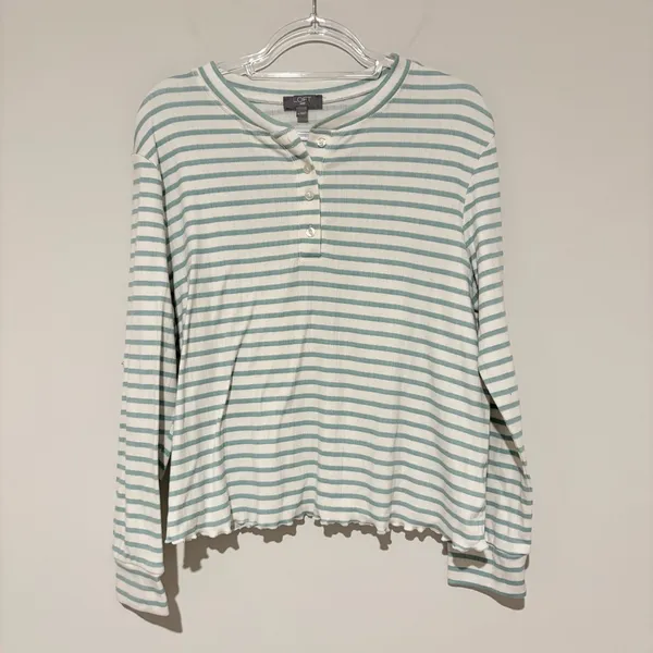 Loft Henley‎ striped pointelle pajama top green white size XL - Image 2