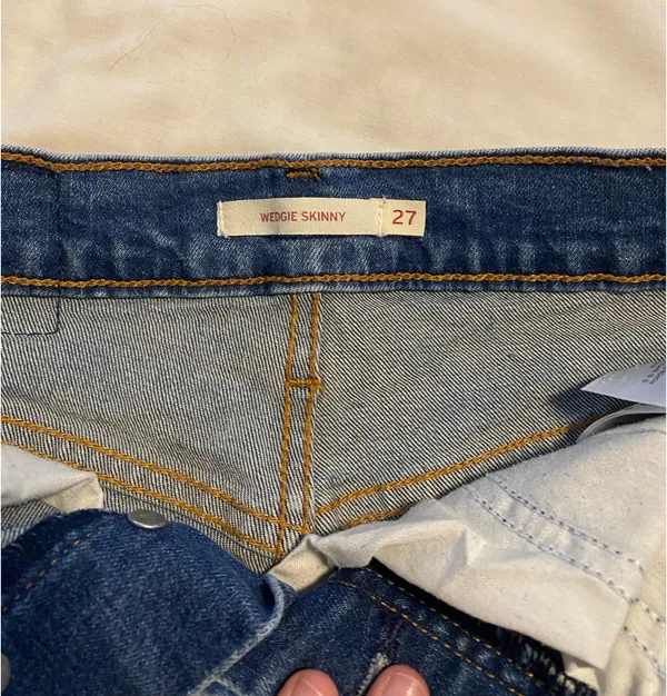 Levi’s Shorts - Image 3
