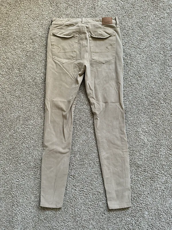 American Eagle Outfitters High Rise Jegging - Image 3