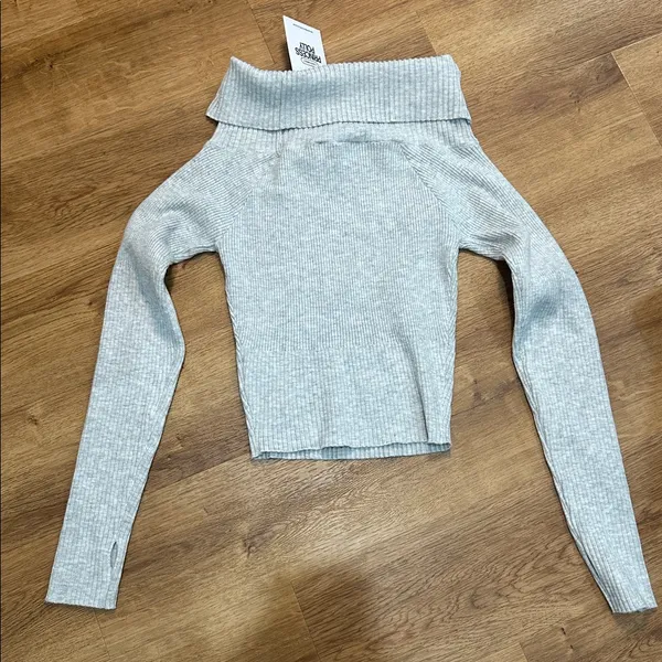 Princess Polly Morley Off Shoulder Sweater in Grey Marle‎ Size M/L - Image 7