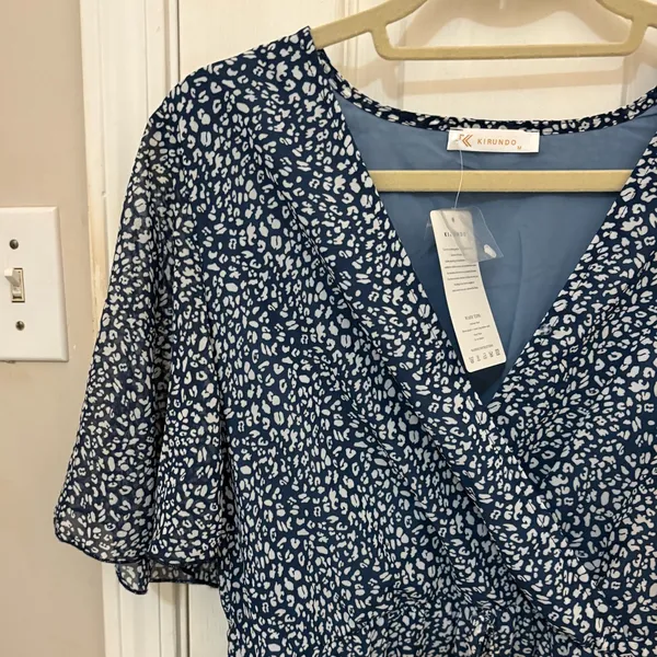 NWT!! KIRUNDO V-Neck Ruffle Abstract Floral Print Dress in Blue & White - Image 8