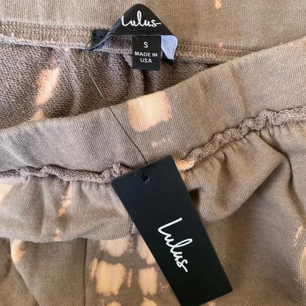 NWT Lulu's‎ It's a Lifestyle Lounge Pull-On Shorts in Brown Tie-Dye - Image 4