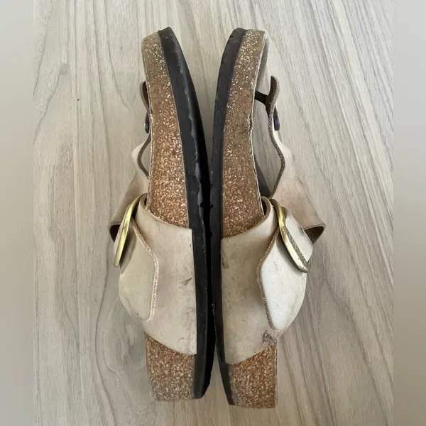 Birkenstock Tan Leather Sandals with Gold Accents - Image 6