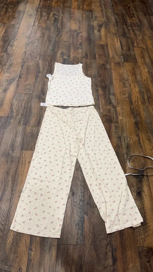 Gap Women’s Pajama Set, Wide Leg Pants And Tank Top, Cream Pink, Size Large, NEW - Image 12