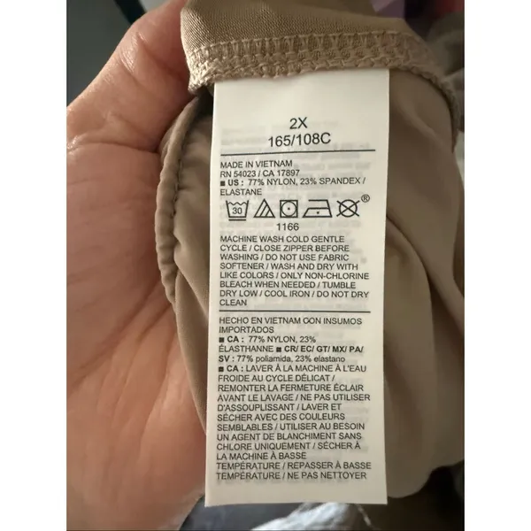 Old Navy Women’s 2X Khaki Sleek Tech Pants Athletic New - Image 6