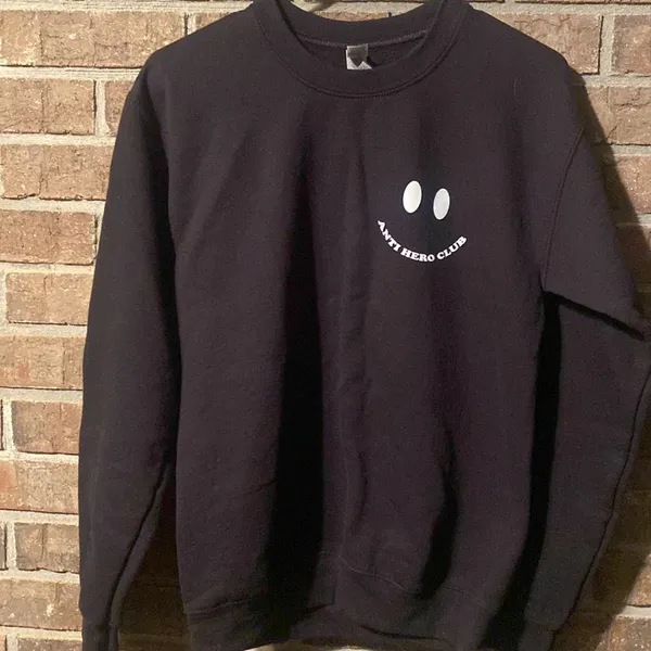 Gildan It’s me hi I’m the problem women’s sweatshirt size s/p - Image 2