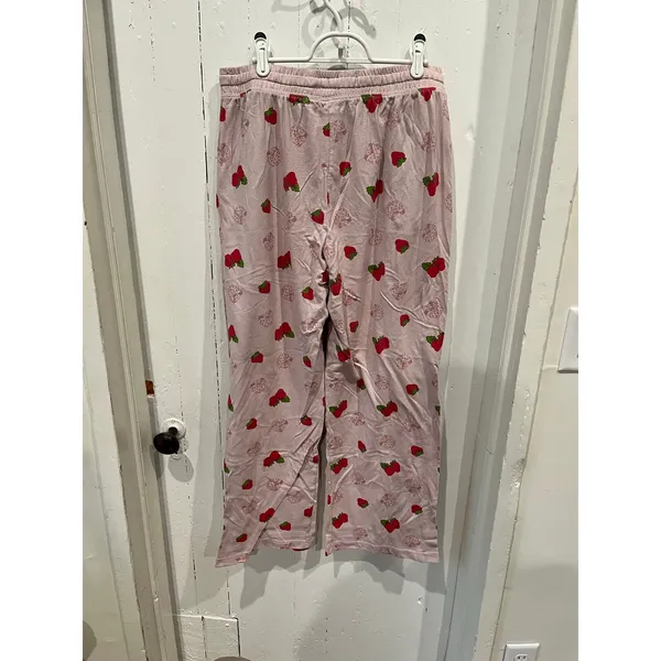Strawberry Shortcake Hybrid XL Pajama Pants - Image 2