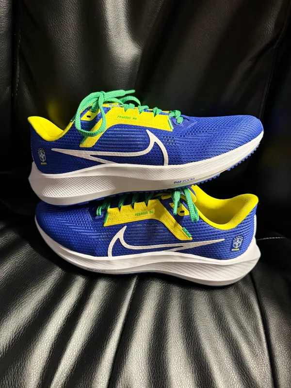 Nike Pegasus 40 Men's Size 8 Brazil Road Running Shoes FN0020-401 Blue/Yellow - Image 2