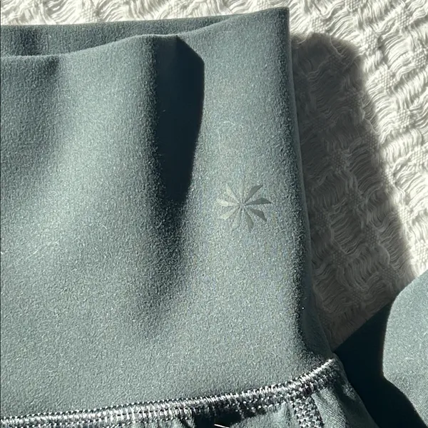 Athleta Women's Gray Joggers - Image 6