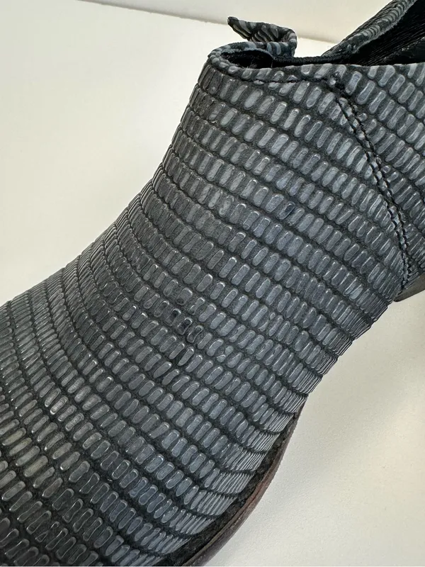 Freebird Shae Ankle Mules Reptile - Image 4