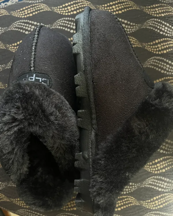 slippers Black Size 7 - Image 2