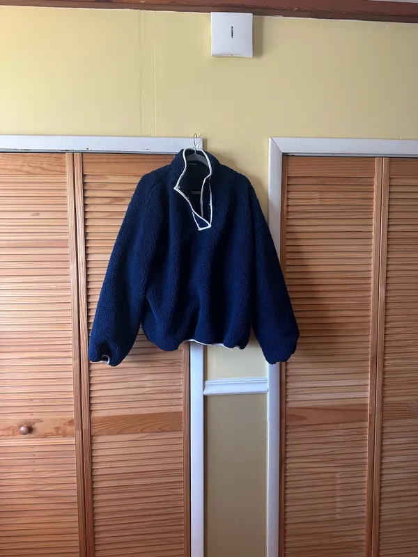Parke Navy Fleece Pullover - Image 4