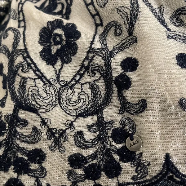 Elegant Navy Blue and White Polka Dot Lace Trim Top Size XS - Image 3