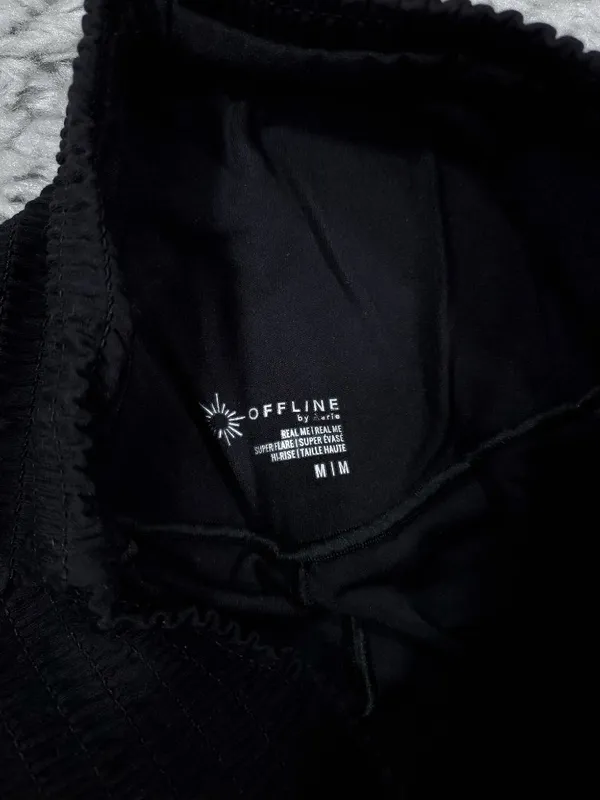 Offline by Aerie Real Me Smocked Super Flare Leggings Black Size Medium - Image 4