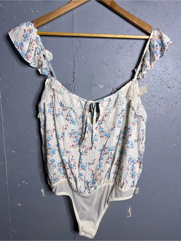 Free People Take It Away Bodysuit. Size Small. NWOT. - Image 4