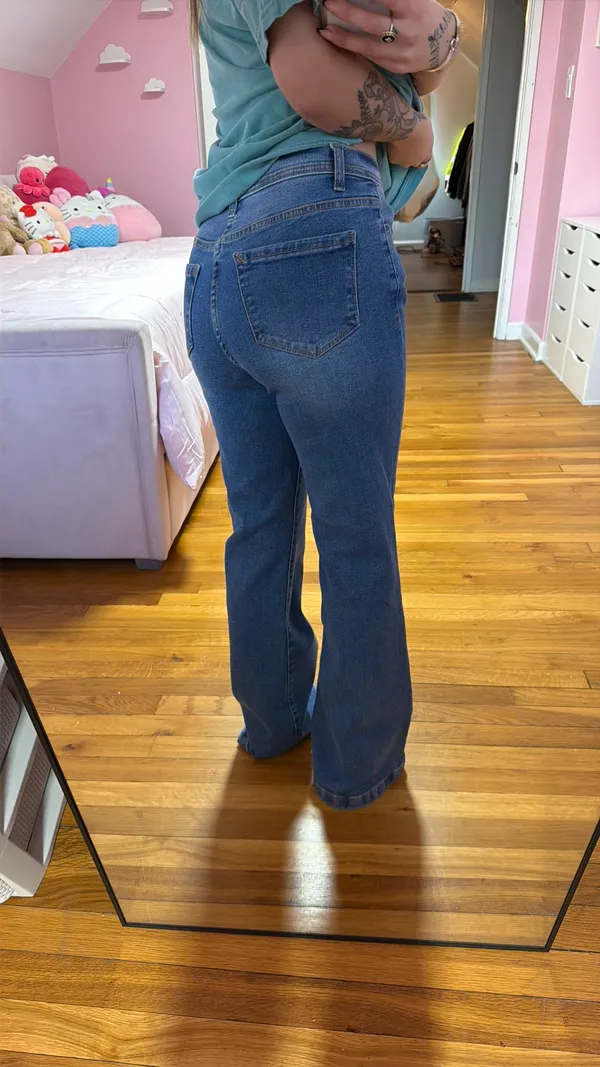Kensie High rise boot cut jeans - Image 4