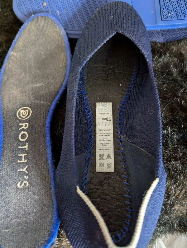 Rothy's Navy Blue The Round Toe Retired White Halo Ballet Flats EUC Size 8.5 - Image 4