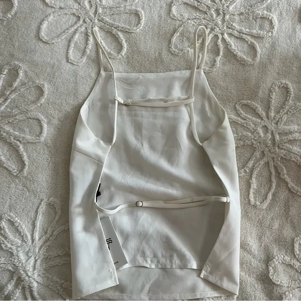 Open-back White Halter Top - Image 2