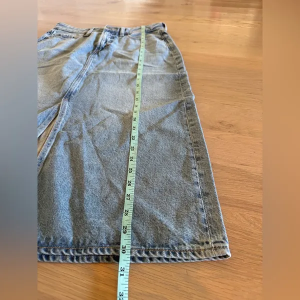 Old navy high rise slit midi denim skirt light wash blue size 10 NWOT - Image 7