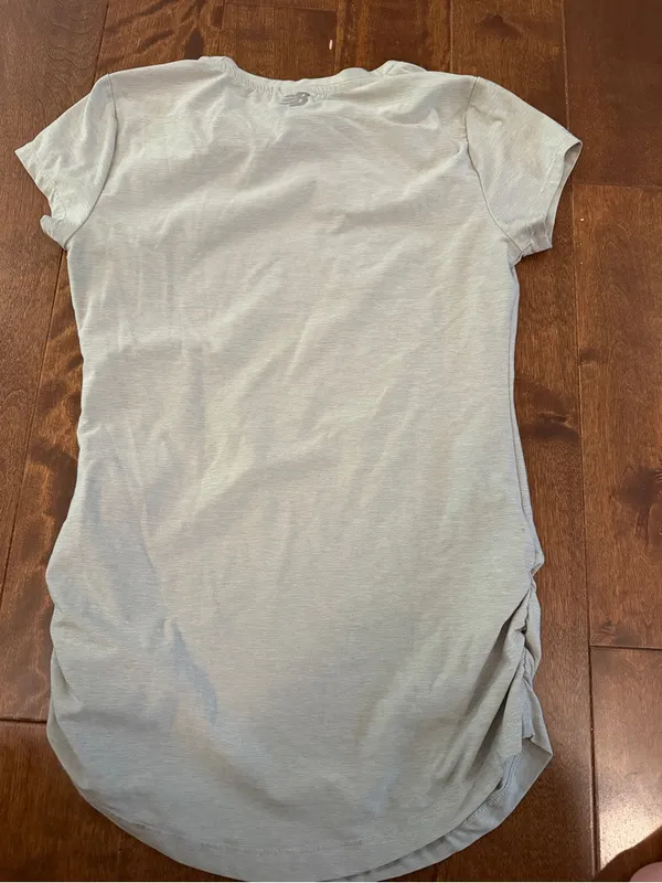 Women’s Light Gray Crewneck Short-Sleeve Top Size Sm - Image 3