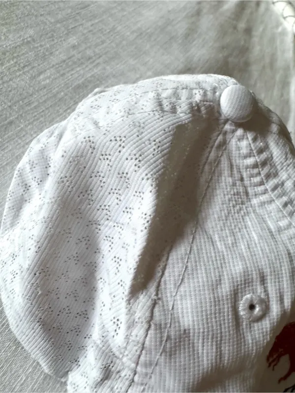 Kiawah Island White Mesh Golf Hat - Image 5