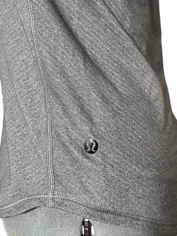 Lululemon Swiftly Tech Gray Striped Racerback Tank Top Women's Size S/M Athletic - Image 5