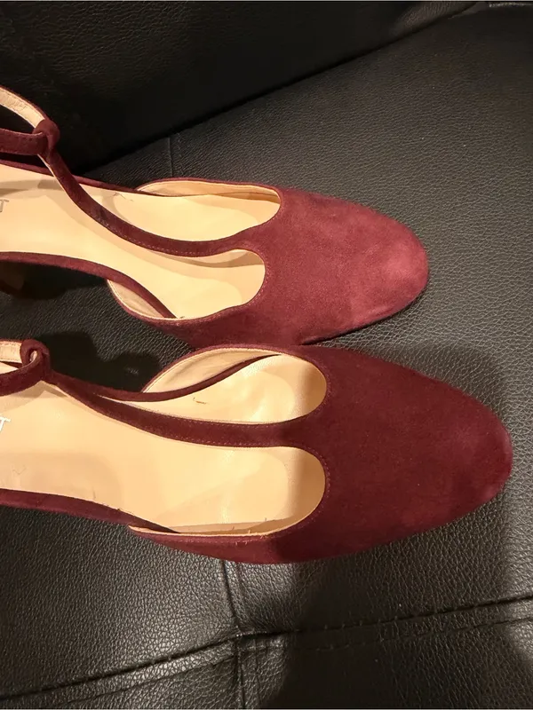 Nine West Women's T-strap high heel dress shoes size 9M great condition - Image 11