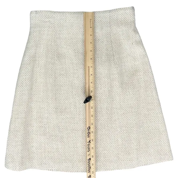 Bosch White Beige Cream Gold Button Luxury Regal Tweed Skirt Suit size 6 / L - Image 4