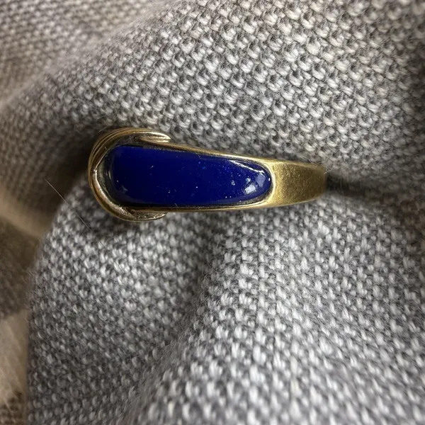 VTG Avon Ring‎ Gold Tone Sz 7.5 Criss Cross Design Band Navy Blue Retro 90s Y2K - Image 10