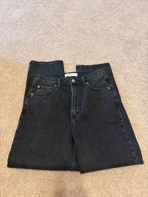 Abercrombie High-Rise Jeans 90s Straight - Image 2