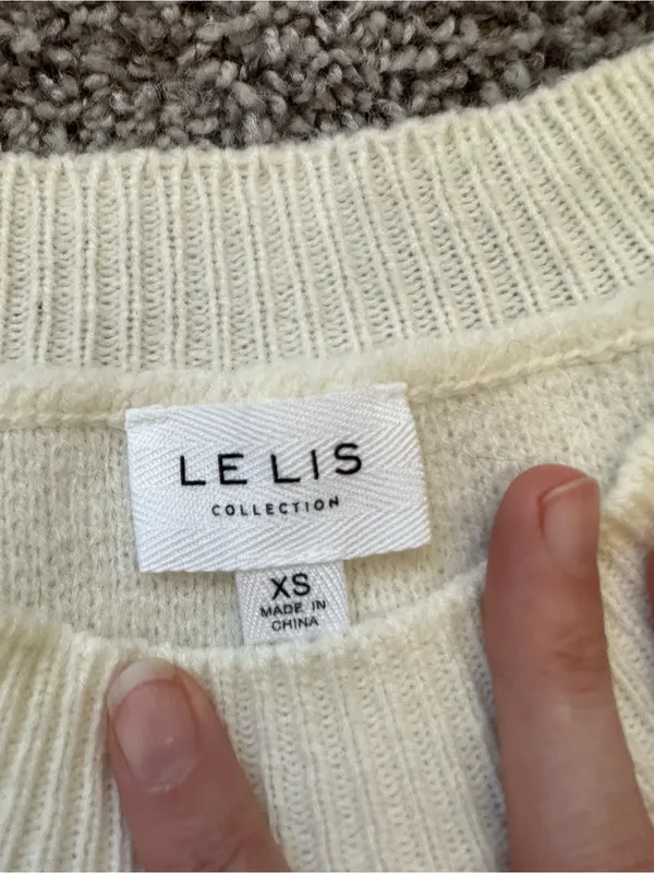 Le Lis Cream Sweater with Beige Abstract Brushstroke Print - Image 4