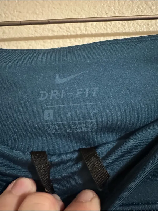 Nike Deep Teal cropped Athletic Leggings - Image 2
