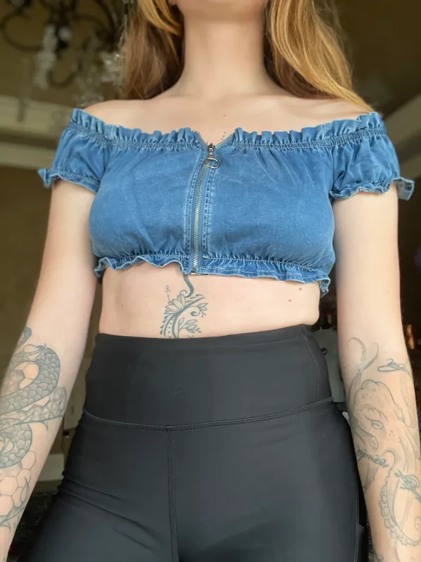 Jean Crop Top Size M - Image 2