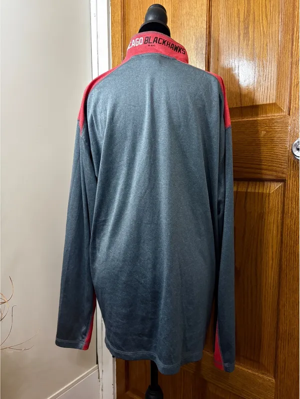 Chicago Blackhawks Women’s XL Gray Red Quarter Zip Pullover NHL - Image 3