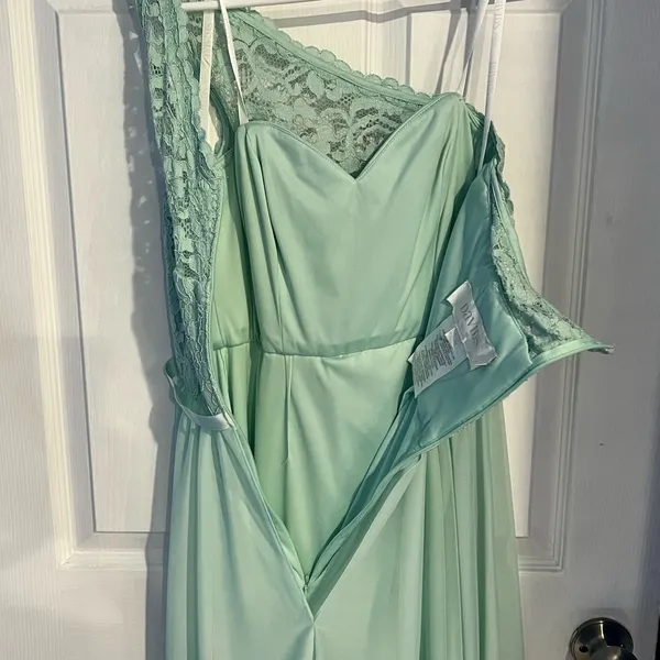 David’s Bridal One Shoulder Lace Mint Green Bridesmaid Dress Size 4 EUC - Image 7