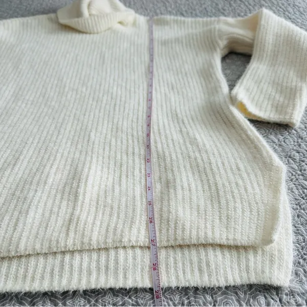 Abercrombie & Fitch Soft A&F Collection Cozy Cream Turtleneck Sweater Size M - Image 7
