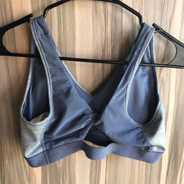 Nike sports bra blue in color size large - Image 4