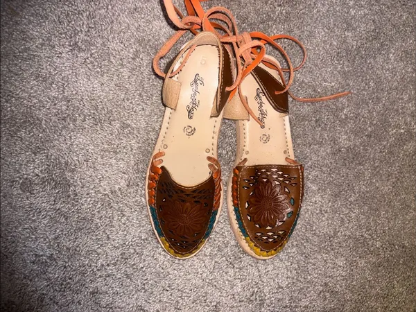 Paola Alexa mexican Brown Leather Floral Cutout Sandals with Orange Laces 8/9 - Image 11