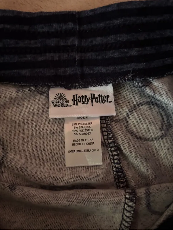 Women’s Dark Gray Patterned Long-Sleeve Pajama Set - Cozy Sleepwear - Image 2