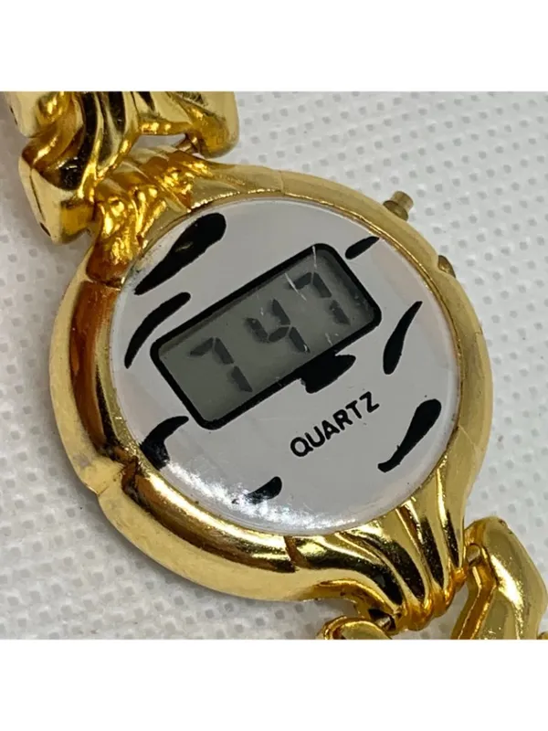 Vintage digital LCD women’s watch gold tone 26mm quartz links bracelet running - Image 2
