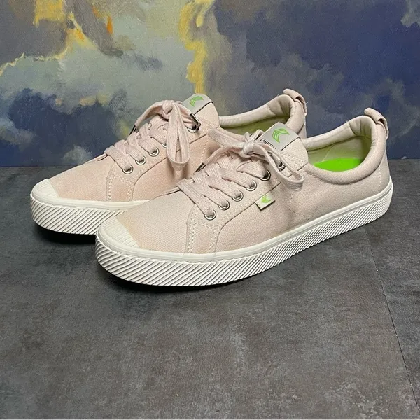 Cariuma Light Pink Canvas OCA Low Cut Women's Sneakers Size 10 - Image 3