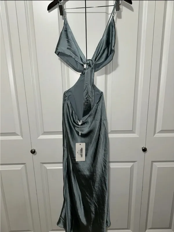 Saints + Secrets Back Tie Open Back Satin Dress M NWT - Image 4